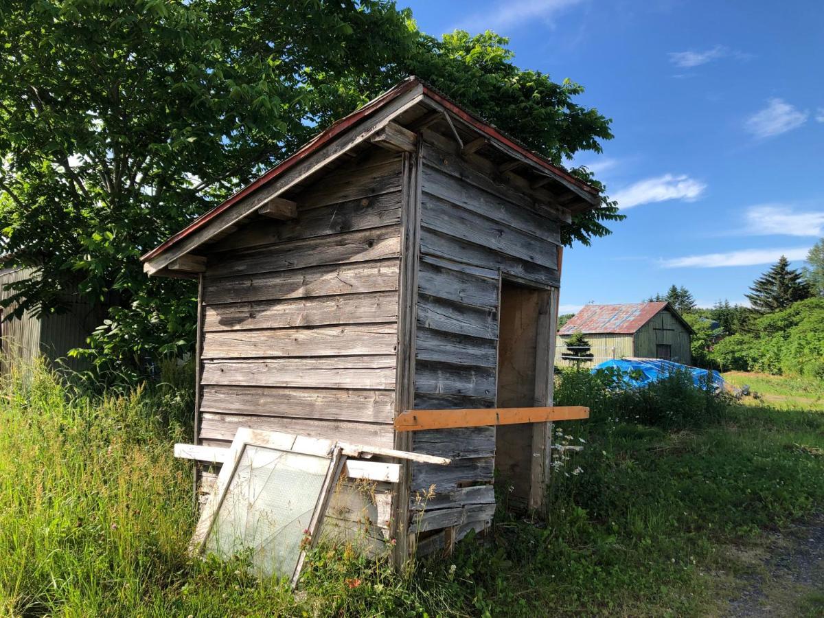 Poor And Shabby Guesthouse "Utaratoikan" Teshio Exterior photo